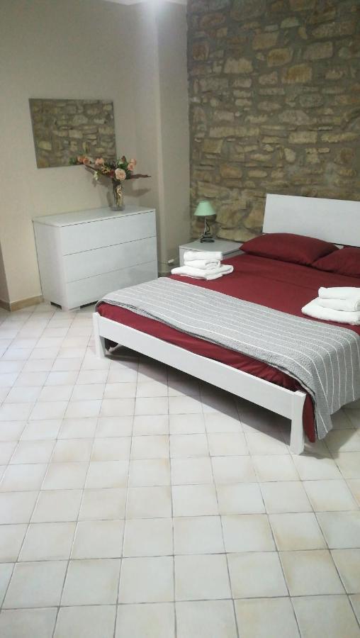 Вилла Casa Marilu Санта-Мария-ди-Кастеллабате Экстерьер фото