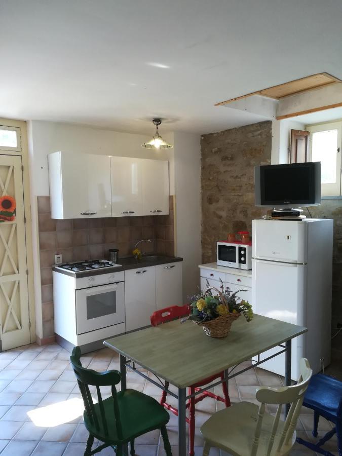 Вилла Casa Marilu Санта-Мария-ди-Кастеллабате Экстерьер фото